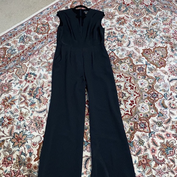 Jump suit - Picture 4 of 6